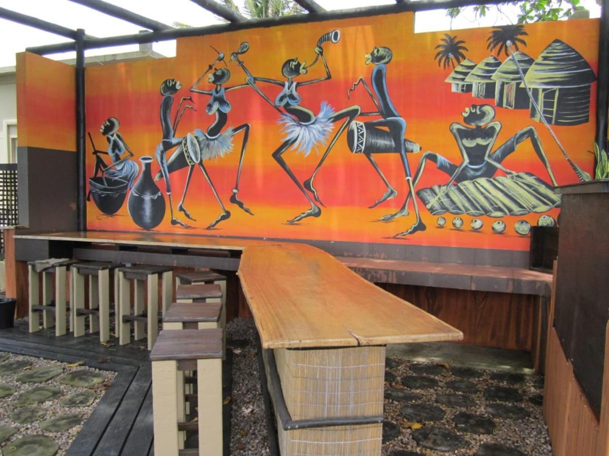 Planet Scuba Bed And Breakfast ปอนตา ดู โอว์รู ภายนอก รูปภาพ