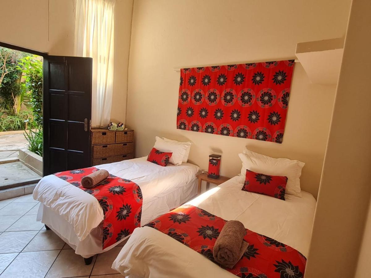 Planet Scuba Bed And Breakfast ปอนตา ดู โอว์รู ภายนอก รูปภาพ