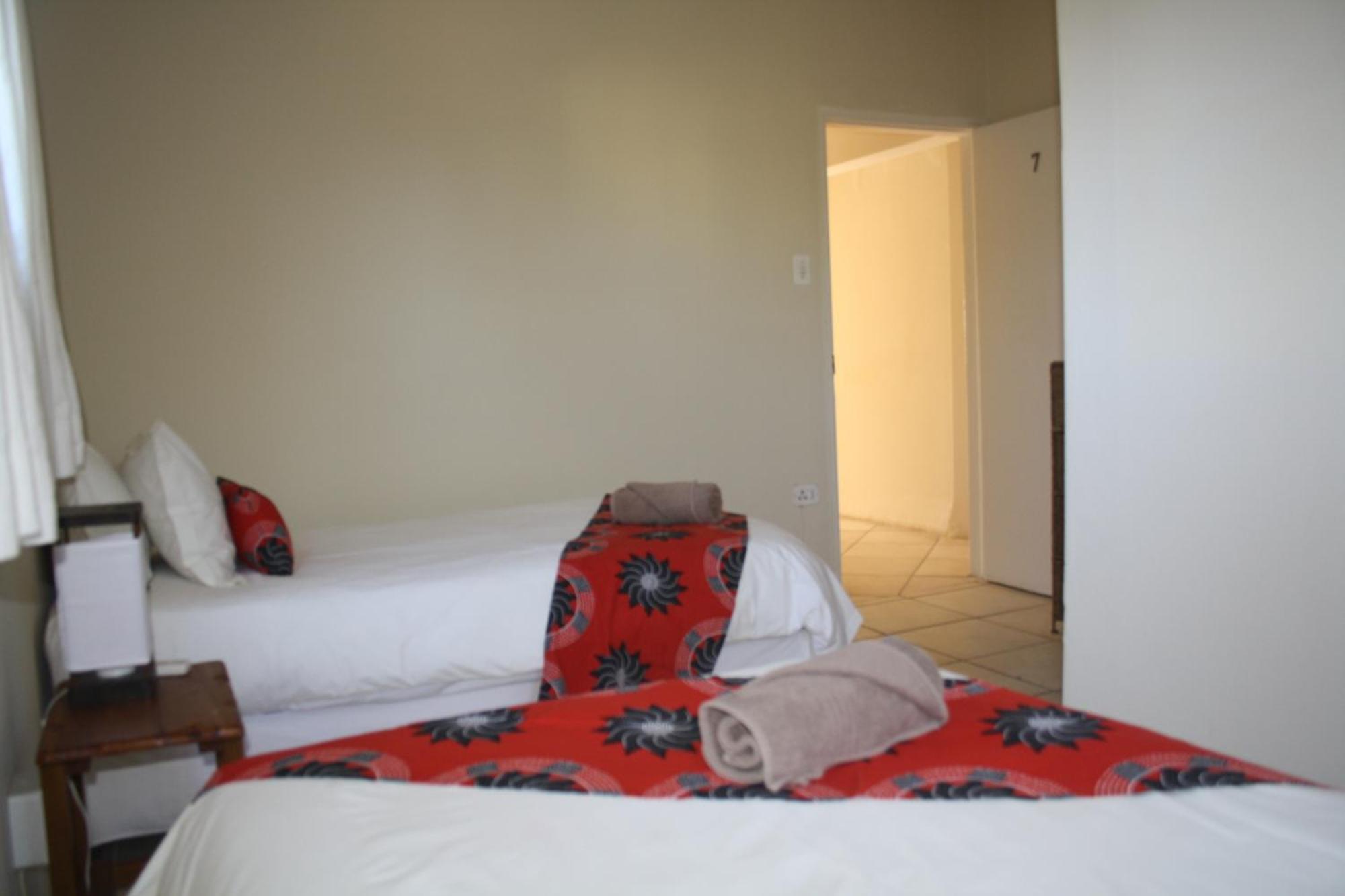 Planet Scuba Bed And Breakfast ปอนตา ดู โอว์รู ภายนอก รูปภาพ